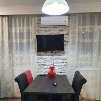 Продается 1-комнатная квартира, 41 м²