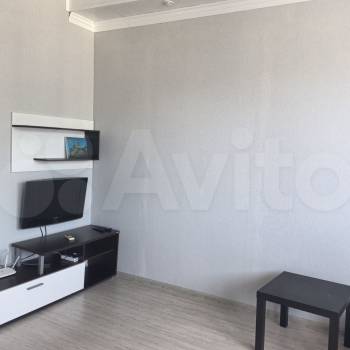 Сдается 2-х комнатная квартира, 40 м²