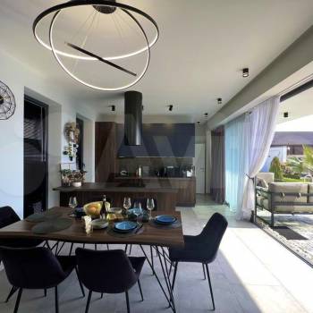 Сдается Дом, 259 м²