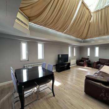 Сдается Многокомнатная квартира, 135 м²