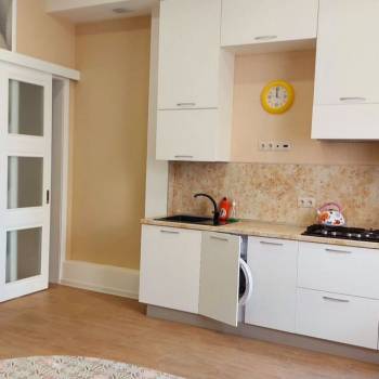 Продается 1-комнатная квартира, 44 м²