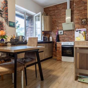 Продается 1-комнатная квартира, 50 м²