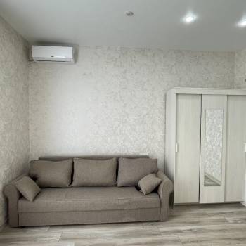 Продается 1-комнатная квартира, 18 м²