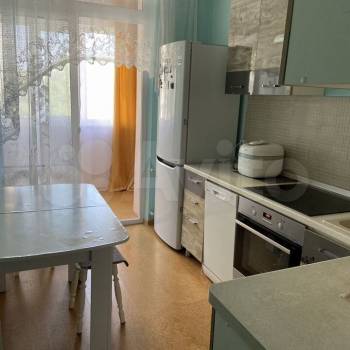 Сдается 2-х комнатная квартира, 61 м²