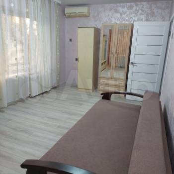 Сдается 1-комнатная квартира, 42 м²