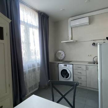 Сдается 1-комнатная квартира, 35 м²