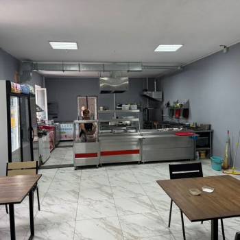 Сдается Нежилое помещение, 550 м²