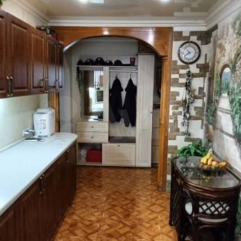 Продается Многокомнатная квартира, 110 м²