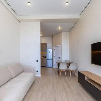 Сдается 1-комнатная квартира, 60 м²