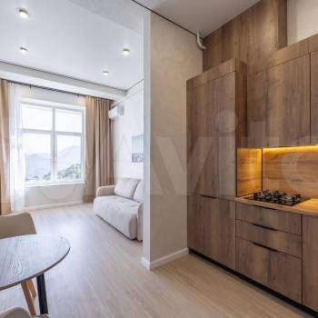 Сдается 1-комнатная квартира, 60 м²