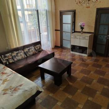 Продается 1-комнатная квартира, 45 м²