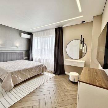 Сдается 2-х комнатная квартира, 73 м²