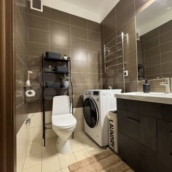 Продается 1-комнатная квартира, 43 м²