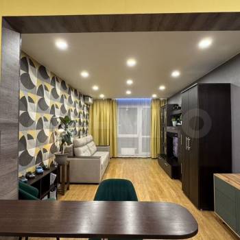 Продается 1-комнатная квартира, 43 м²