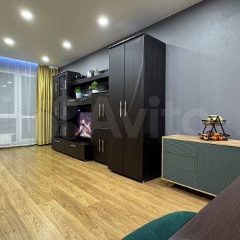 Продается 1-комнатная квартира, 43 м²