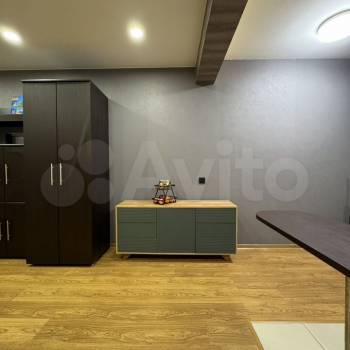 Продается 1-комнатная квартира, 43 м²