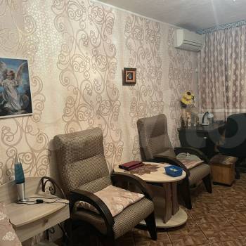 Продается Многокомнатная квартира, 75 м²