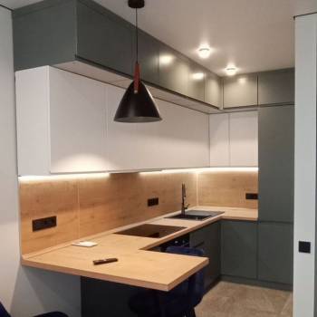 Продается 1-комнатная квартира, 35 м²