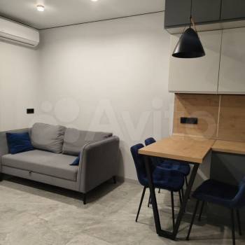 Продается 1-комнатная квартира, 35 м²