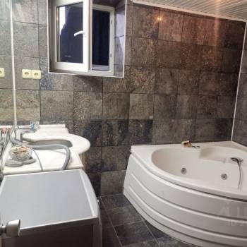 Сдается Многокомнатная квартира, 70 м²