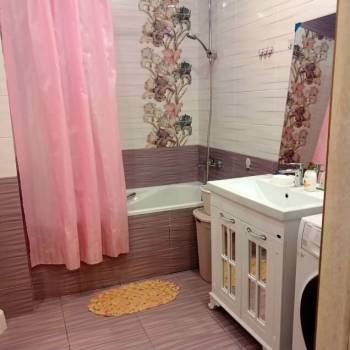 Сдается 1-комнатная квартира, 50 м²