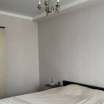 Сдается 2-х комнатная квартира, 75 м²