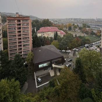 Сдается Многокомнатная квартира, 80 м²