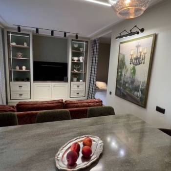 Продается Многокомнатная квартира, 56,4 м²