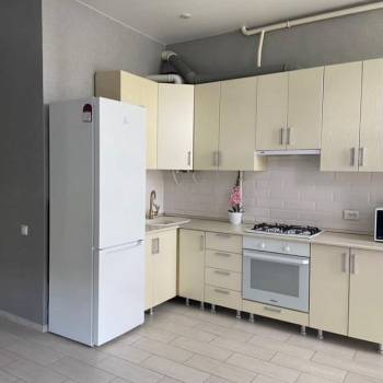 Продается 1-комнатная квартира, 32 м²