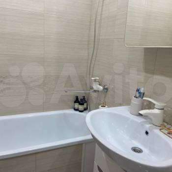 Продается 1-комнатная квартира, 32 м²