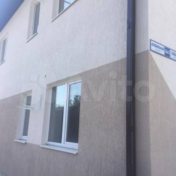 Продается 1-комнатная квартира, 61,8 м²