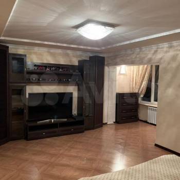 Продается Многокомнатная квартира, 150 м²