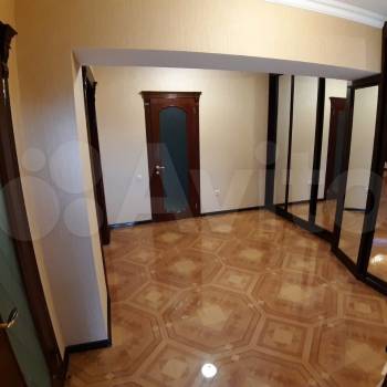 Продается Многокомнатная квартира, 150 м²