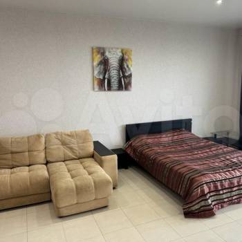 Сдается 1-комнатная квартира, 67 м²