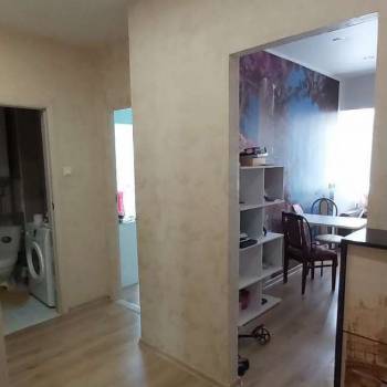 Продается 1-комнатная квартира, 44 м²