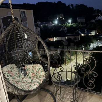 Продается 1-комнатная квартира, 45 м²