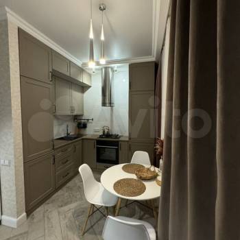 Продается 1-комнатная квартира, 45 м²