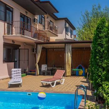 Продается Дом, 200 м²