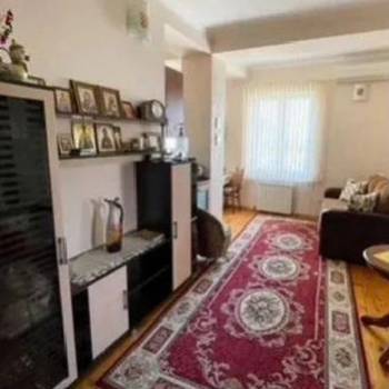 Продается Многокомнатная квартира, 112 м²