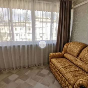 Продается 1-комнатная квартира, 32 м²