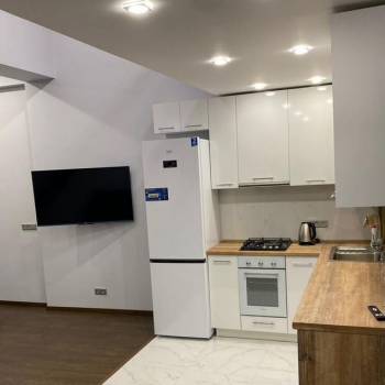 Сдается 2-х комнатная квартира, 60 м²