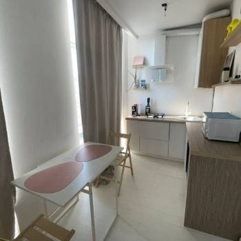 Продается 1-комнатная квартира, 32 м²