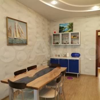 Продается Многокомнатная квартира, 194 м²