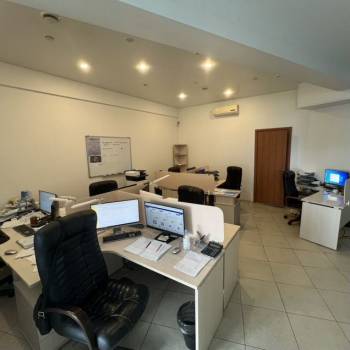 Сдается Нежилое помещение, 100 м²