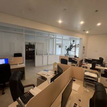 Сдается Нежилое помещение, 100 м²