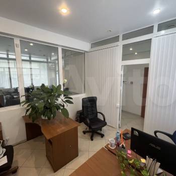 Сдается Нежилое помещение, 100 м²