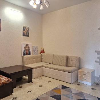 Продается 1-комнатная квартира, 40 м²