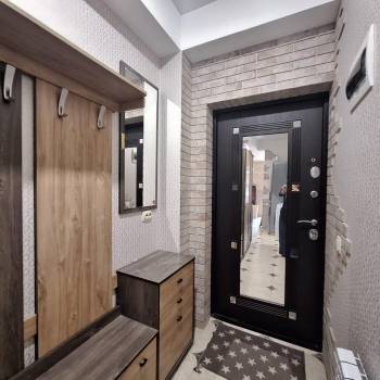 Продается 1-комнатная квартира, 40 м²