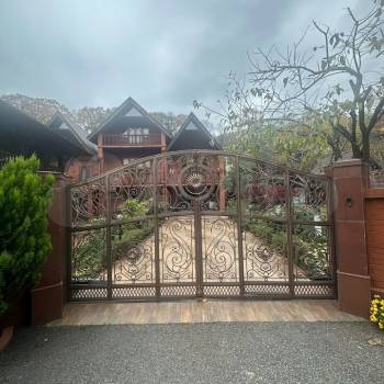 Продается Дом, 378 м²