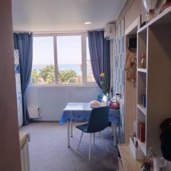 Продается 1-комнатная квартира, 30 м²